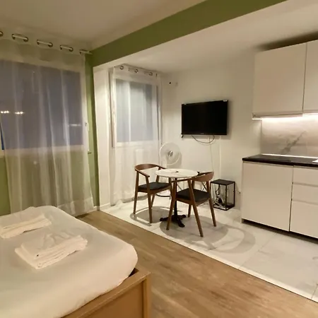Apartment Charming Near Tour Eiffel Invalides Beaugrenelle *